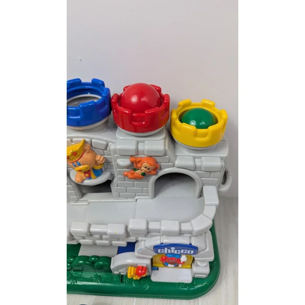 Vintage Chicco Castle Pounder Toy 2 balls vintage seen in Baby Einstein